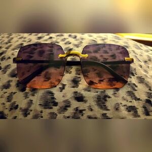 4 pairs of gorgeous sunglasses! Tinted!